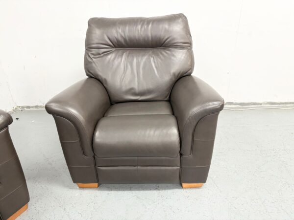 Ex Display Parker Knoll Brown Leather 2 and 1 Seater Static Sofa and Chair - Image 5