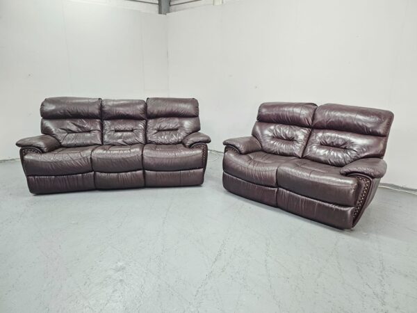 Full Leather 3 Electric Recliner and 2 Seater Manual Recliner Sofas - Image 3