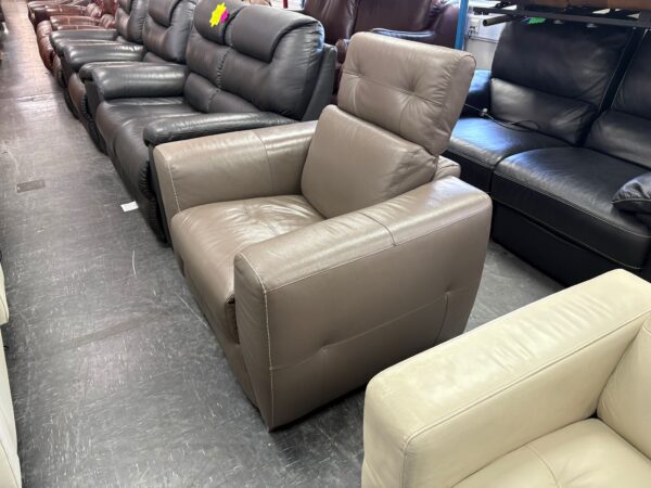 Oak Furniture Village Grey Leather Manual Recliner Chair with Adjustable Headrest - Image 5