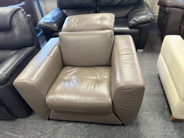 Oak Furniture Village Grey Leather Manual Recliner Chair with Adjustable Headrest - Image 2