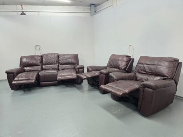 Brown Leather 3 Piece Suite Manual Recliner Sofa and Chairs - Image 6
