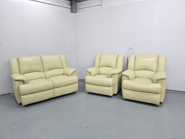 Cream Leather 3 Piece Suite Static Sofa and Chairs - Image 2