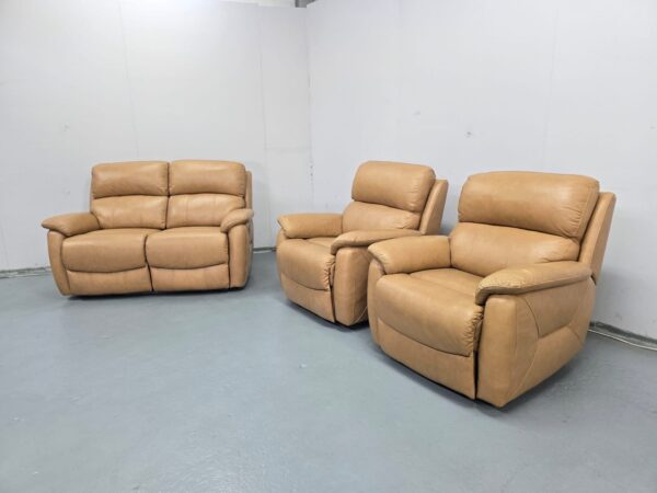 Dfs Beige Leather 3 Piece Suite Manual Recliner Sofa and Chairs - Image 2